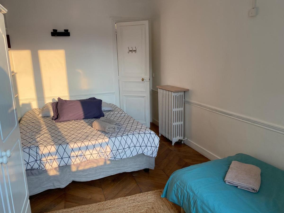 Apartamento Marvellous Sunbathed 3Br At The Heart Of París Exterior foto