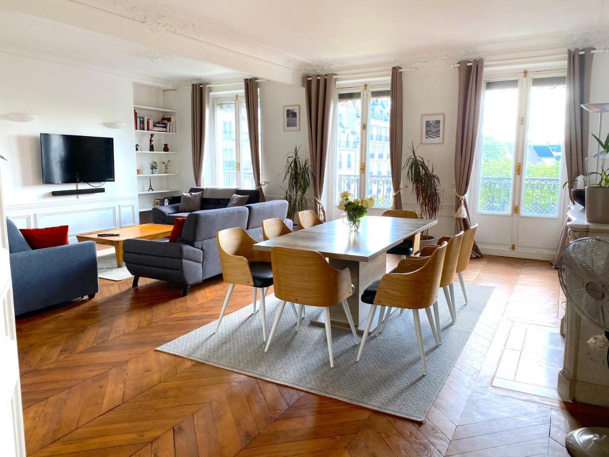 Apartamento Marvellous Sunbathed 3Br At The Heart Of París Exterior foto