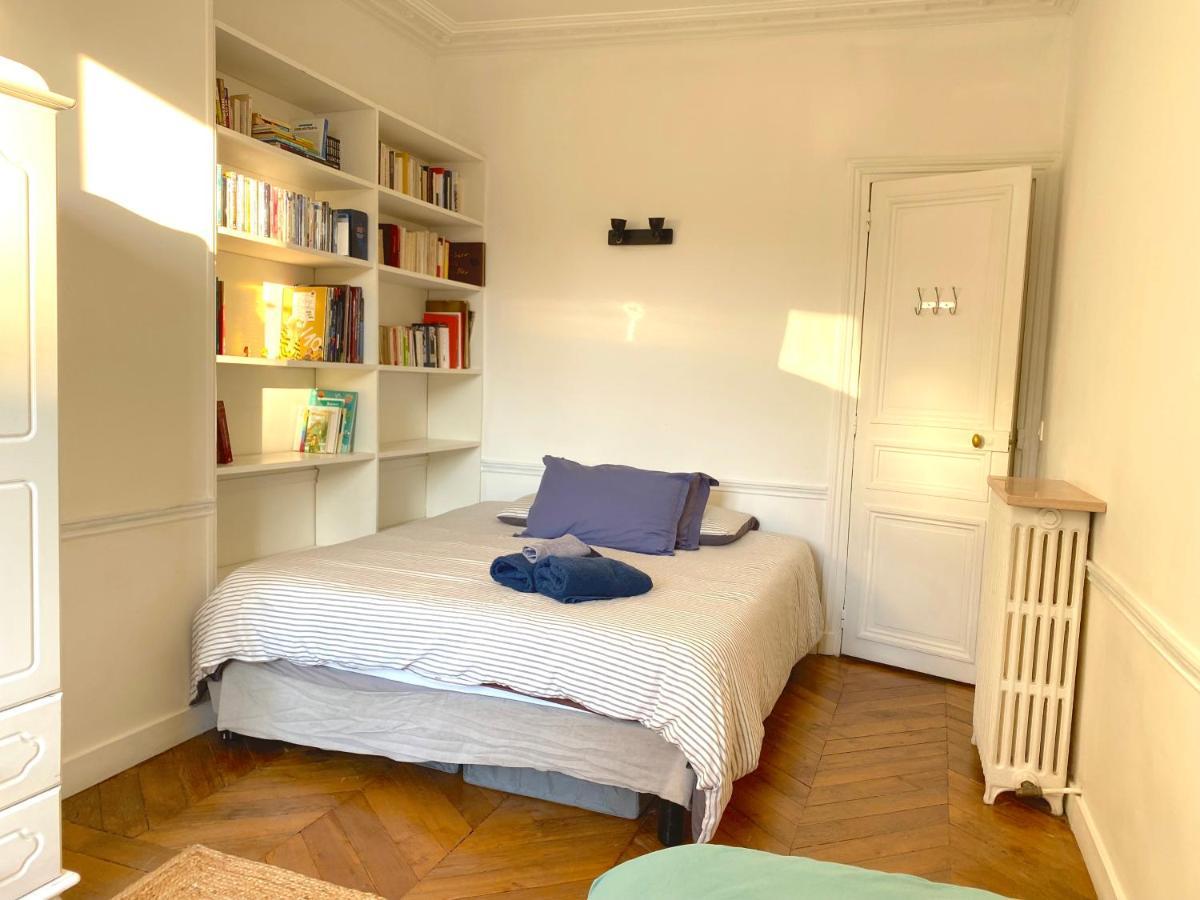 Apartamento Marvellous Sunbathed 3Br At The Heart Of París Exterior foto