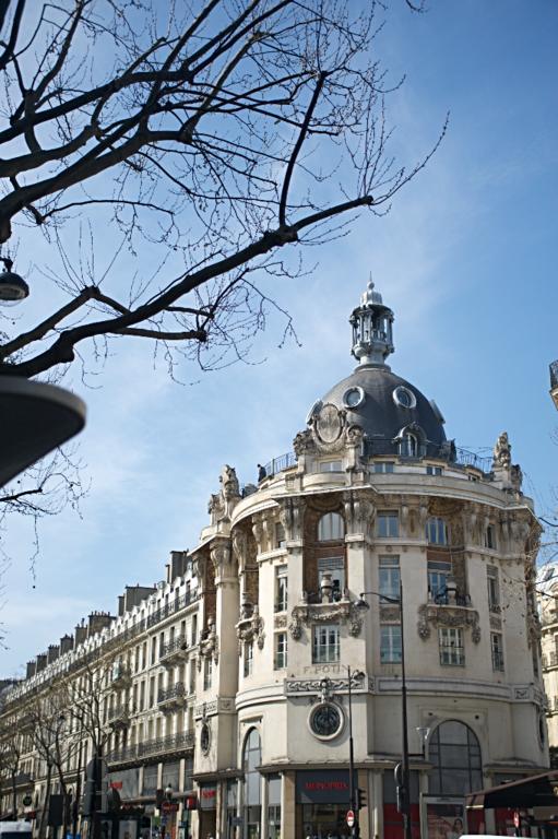 Apartamento Marvellous Sunbathed 3Br At The Heart Of París Exterior foto